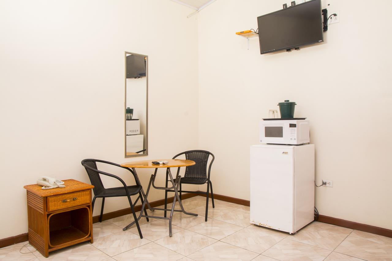 Windjammer International Cuisine & Comfort Inn Georgetown Kültér fotó