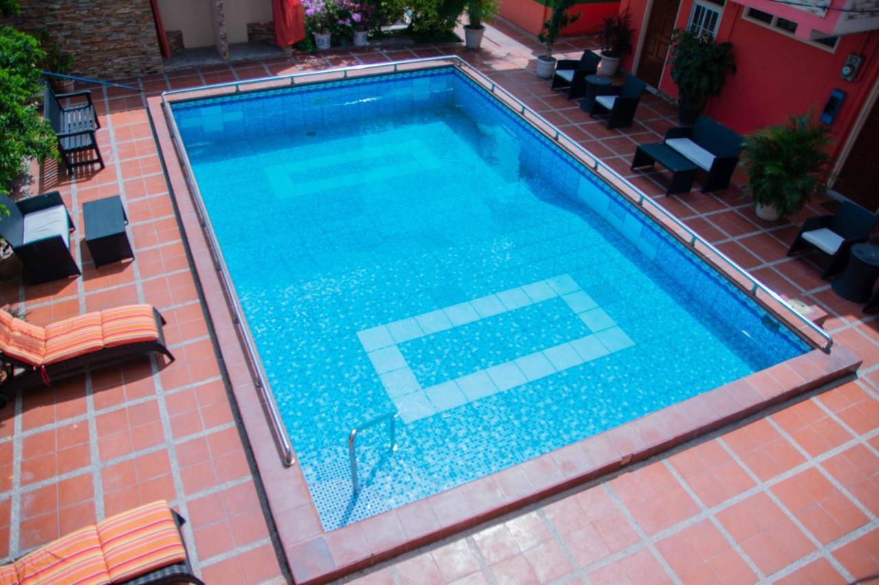 Windjammer International Cuisine & Comfort Inn Georgetown Kültér fotó